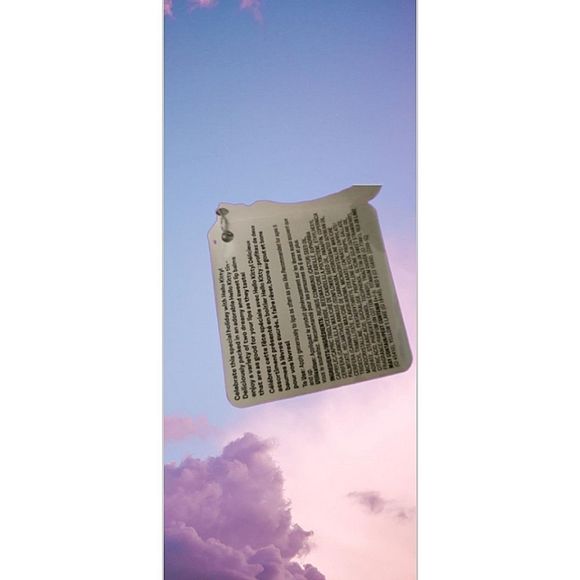 Reserved ❤️🐍Hello kitty Lip Smackers - Picture 3 of 11